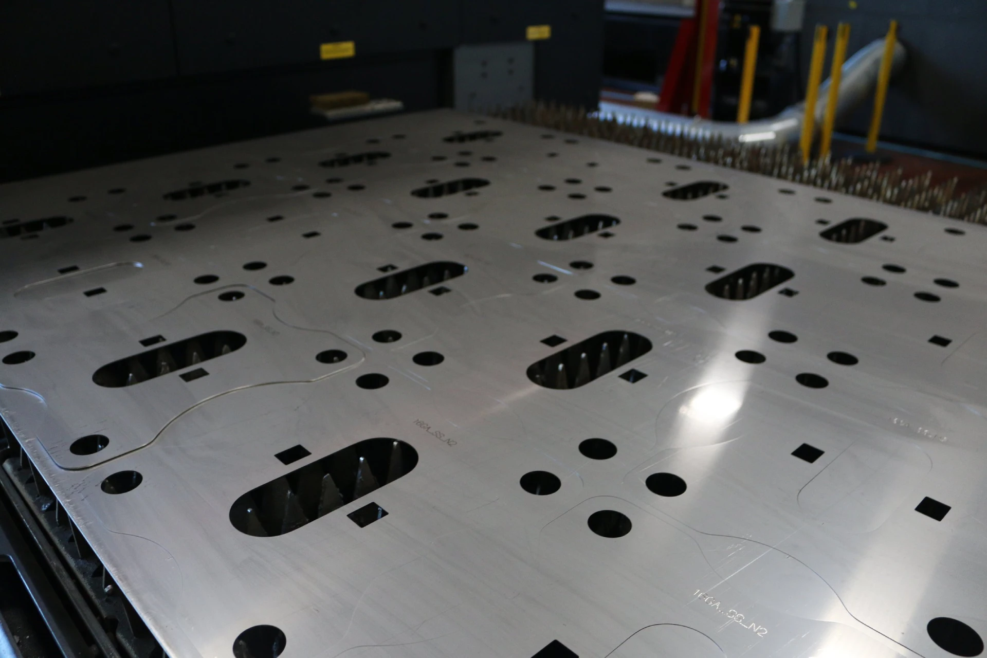 corte de acero al carbon